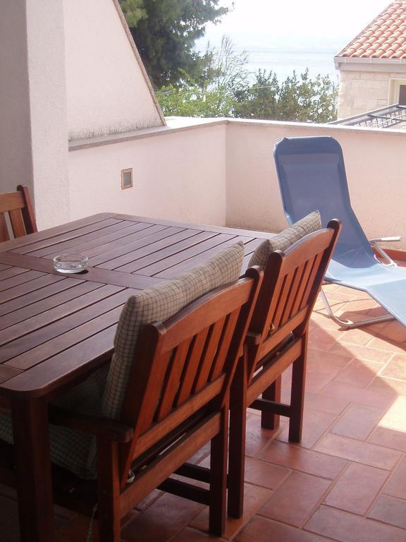 Apartments Karaman Podstrana Rom bilde